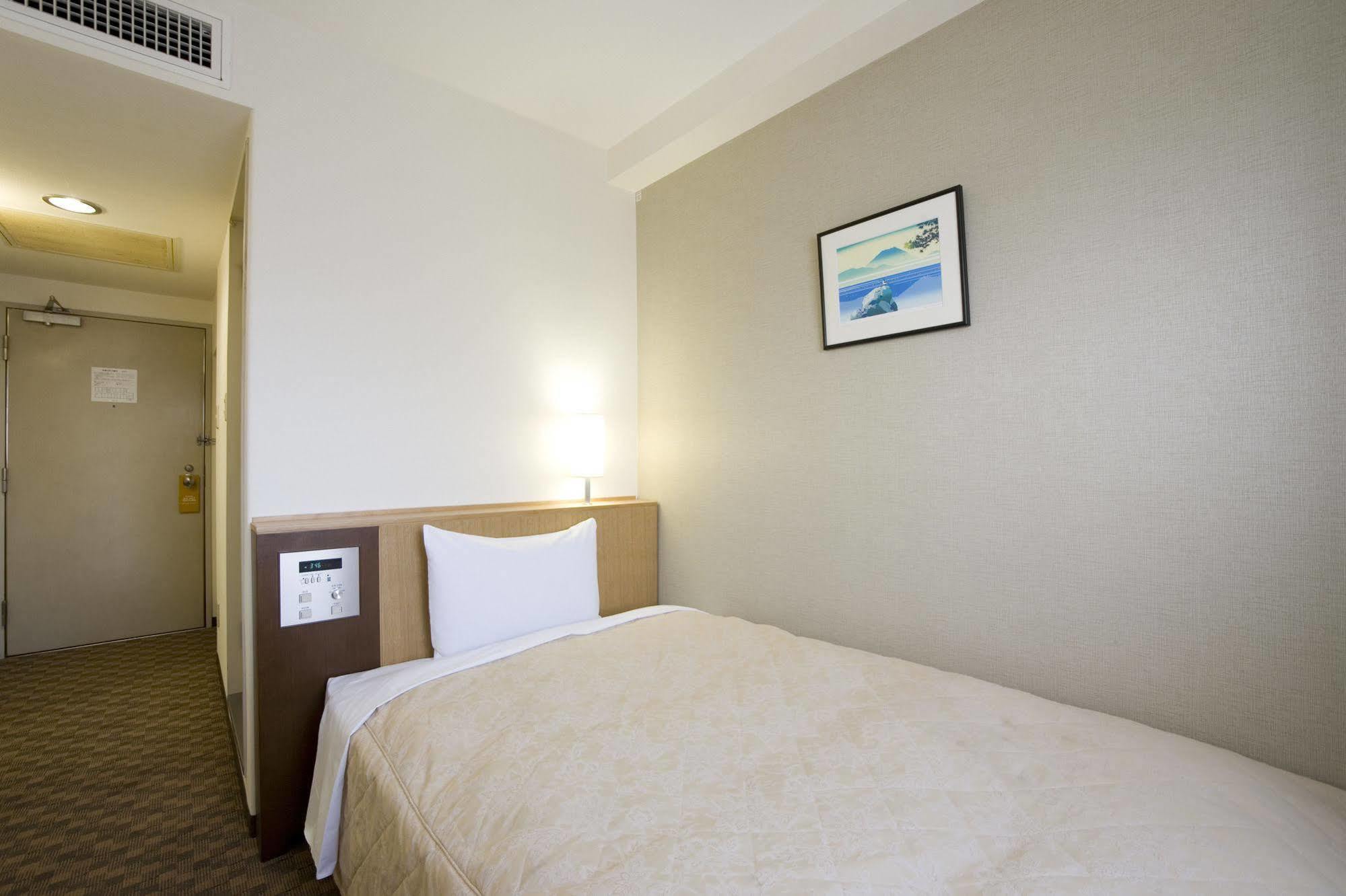 Unizo Inn Tokyo Asakusa Luaran gambar