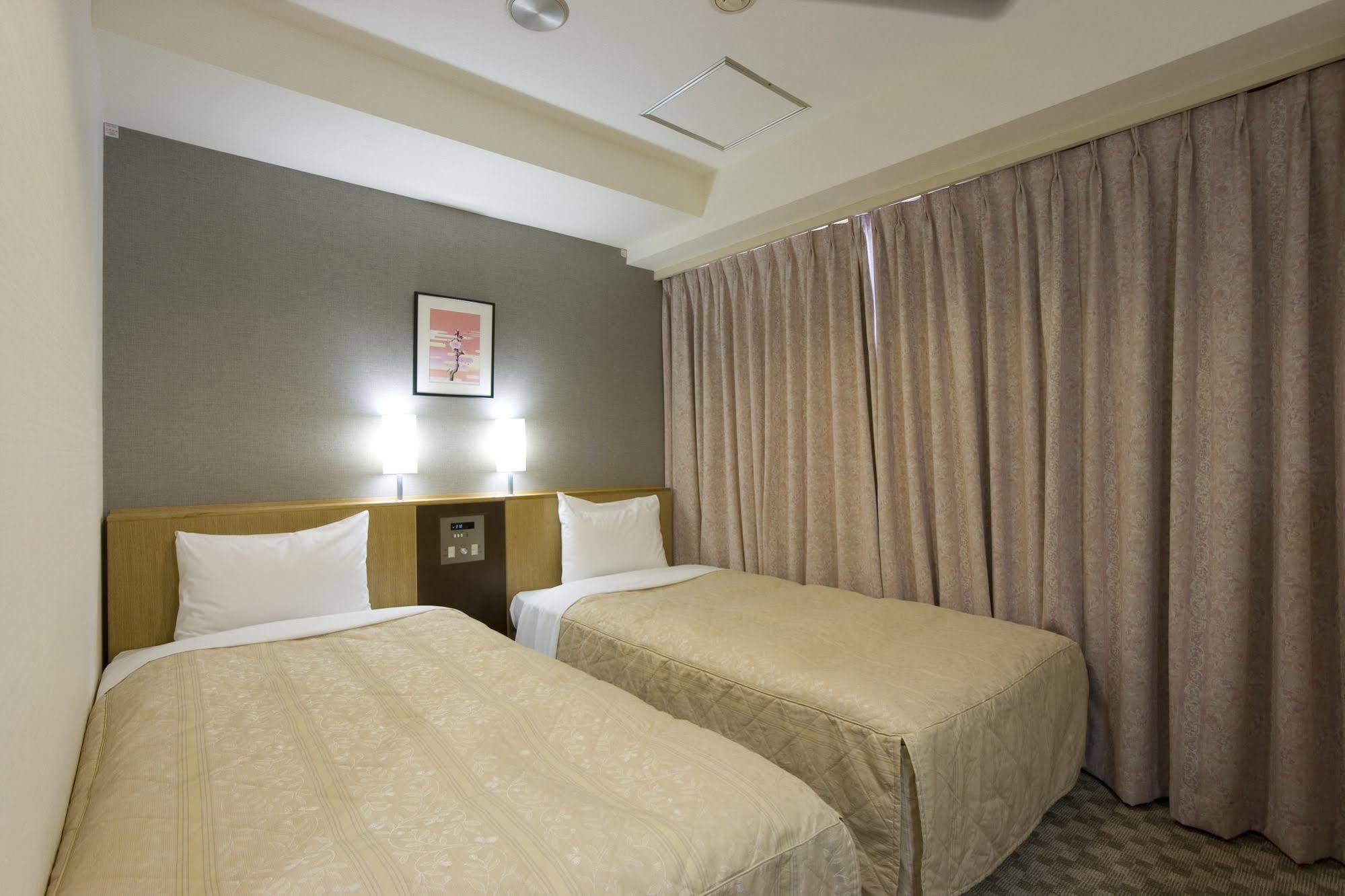 Unizo Inn Tokyo Asakusa Luaran gambar